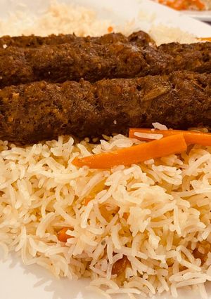 صورة لوصفة كباب مع رز أفغاني