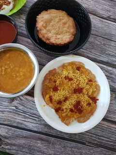 જૈન દાલ પકવાન (Jain Dal Pakwan Recipe In Gujarati) રેસીપી મુખ્ય ફોટો