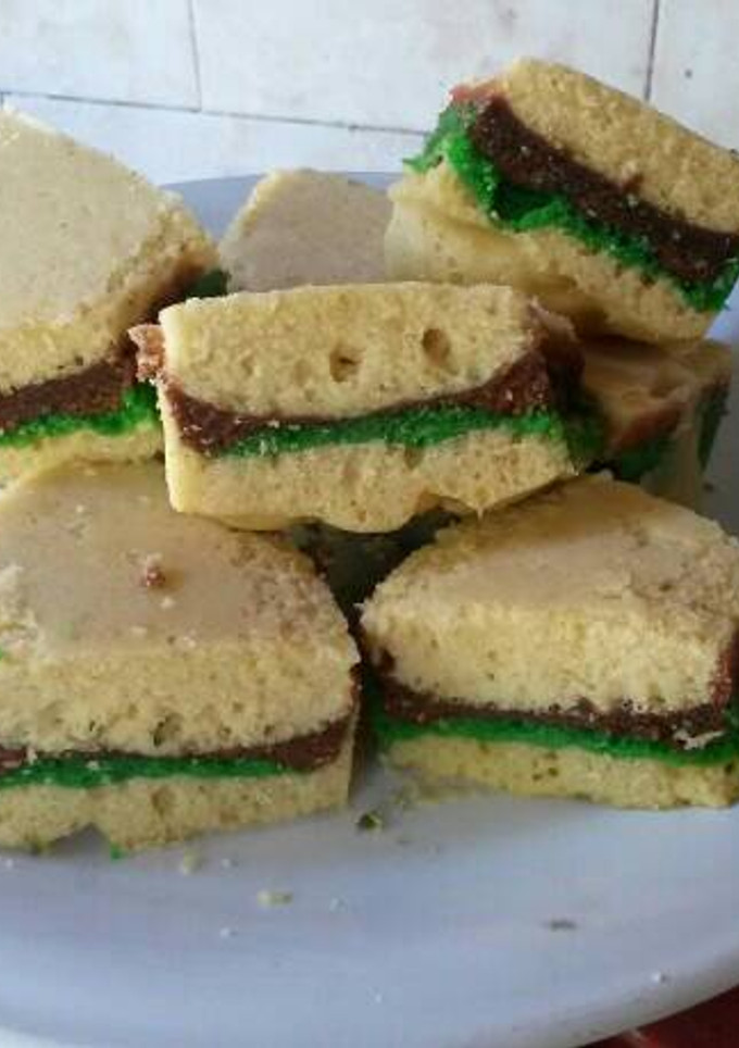 Foto resep Bolu lapis kukus sederhana