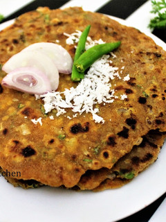A picture of Onion Coconut Paratha.