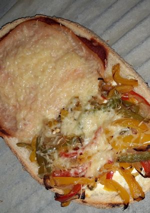 Une photo de Bruschetta moitié/moitié