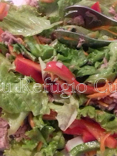 Foto de Salada para os Jantares de Noites Quentes de Verão