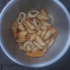 A picture of Wok Triple cooked deep fried Chips.