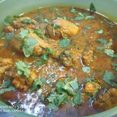 A picture of Butter chicken.