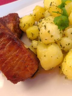 Oldalas különleges pácban recept fotója