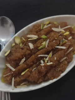 રાજગરા ના લોટ નો શીરો (Rajgira Flour Sheera Recipe In Gujarati) રેસીપી મુખ્ય ફોટો