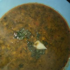 A picture of Daal palak.