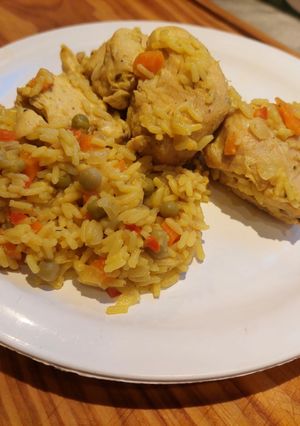 Una foto de Arroz con pollo