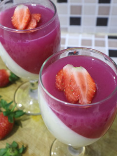 Foto resep Pudding Vanilla Strawberry