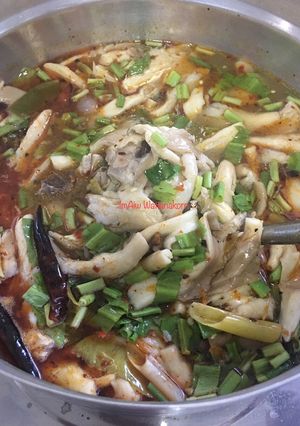 รูปของ “ต้มยำไก่ใส่เห็ดนางฟ้า”