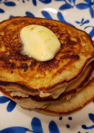 A picture of Silver dollar vegan pancakes.