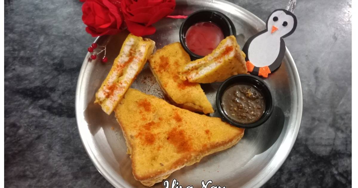 Potato Bread Pakora Sandwich Recipe by Hira Naz Cookpad