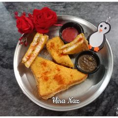 A picture of Potato Bread Pakora Sandwich.
