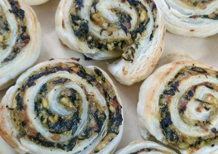 How to Make Homemade Palak paneer pinwheel samose