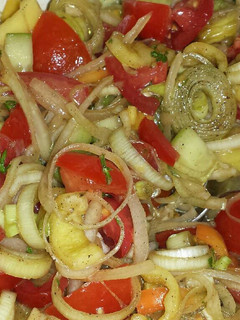 Vegyes saláta 3 féle olajjal recept fotója