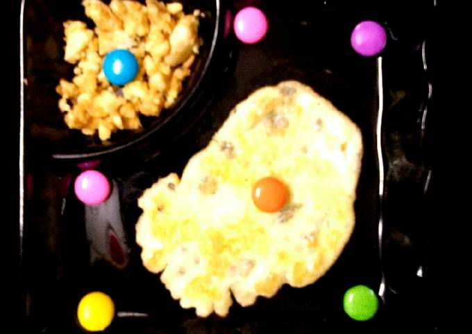 Egg Yolk omelette And Yolk Scramble Recipe by Sarika Shrivastava - Cookpad