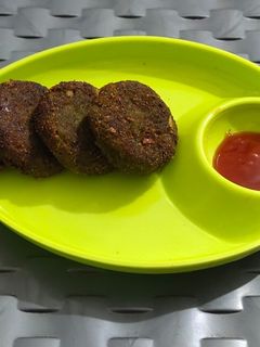 હરા ભરા કબાબ (Hara Bhara Kebab Recipe In Gujarati) રેસીપી મુખ્ય ફોટો