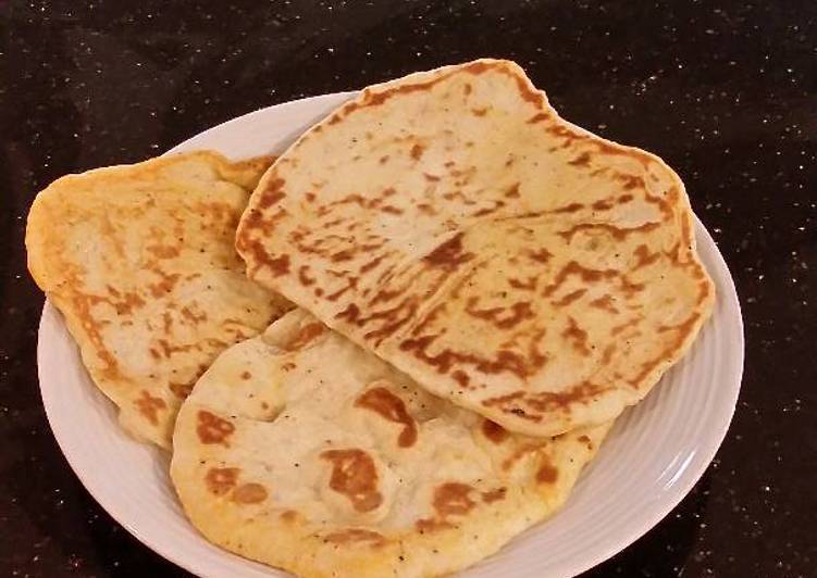 Recipe of Speedy Garlic Black Pepper and Cheese Flatbread