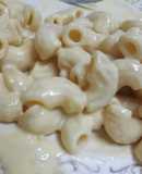 Coditos con Cheddar