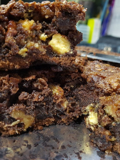 Una foto de Brownie de 3 chocolates!!🤤🍫