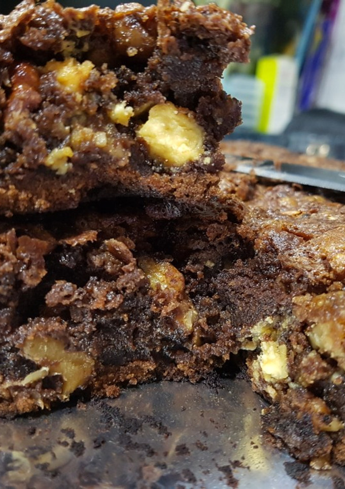 Una foto de Brownie de 3 chocolates!!🤤🍫