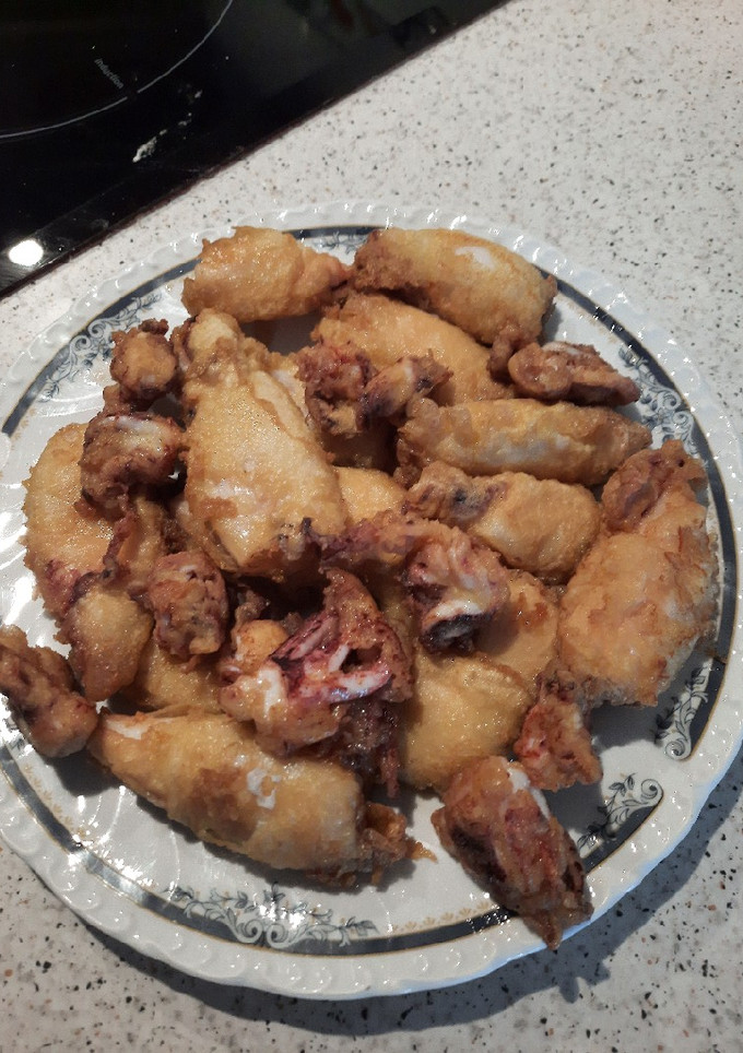 Una foto de Calamares de la Ponía rebozados