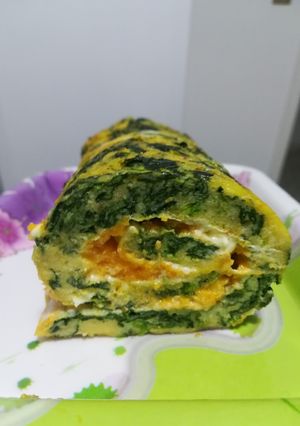 Foto di Rotolo di spinaci, con Philadelphia e crema di zucca