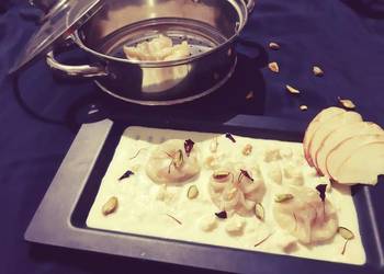 Easiest Way to Prepare Perfect Apple Kalakand Momo drizzled with Rabdi