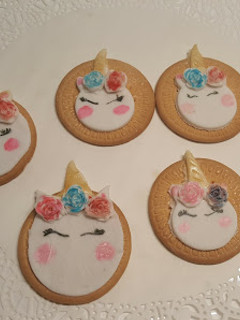 A picture of Easy unicorn cookies.