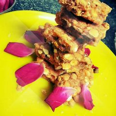A picture of Chana Chikki.