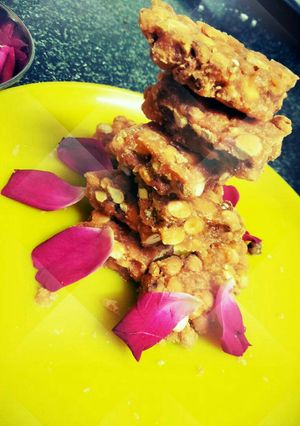 A picture of Chana Chikki.