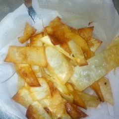 Yam chips A picture of Yam chips.