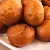 A picture of Bofrot (fried dough) (Togo).