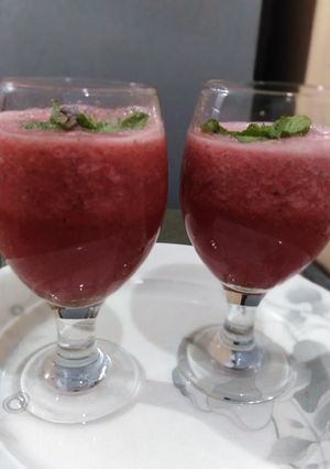 A picture of Watermelon juice.