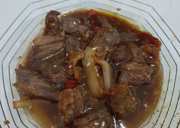 Tumis Iga Pedas