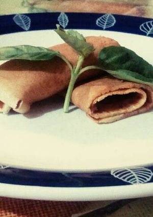 Una foto de Panqueques rellenos con manjar o le que más te guste