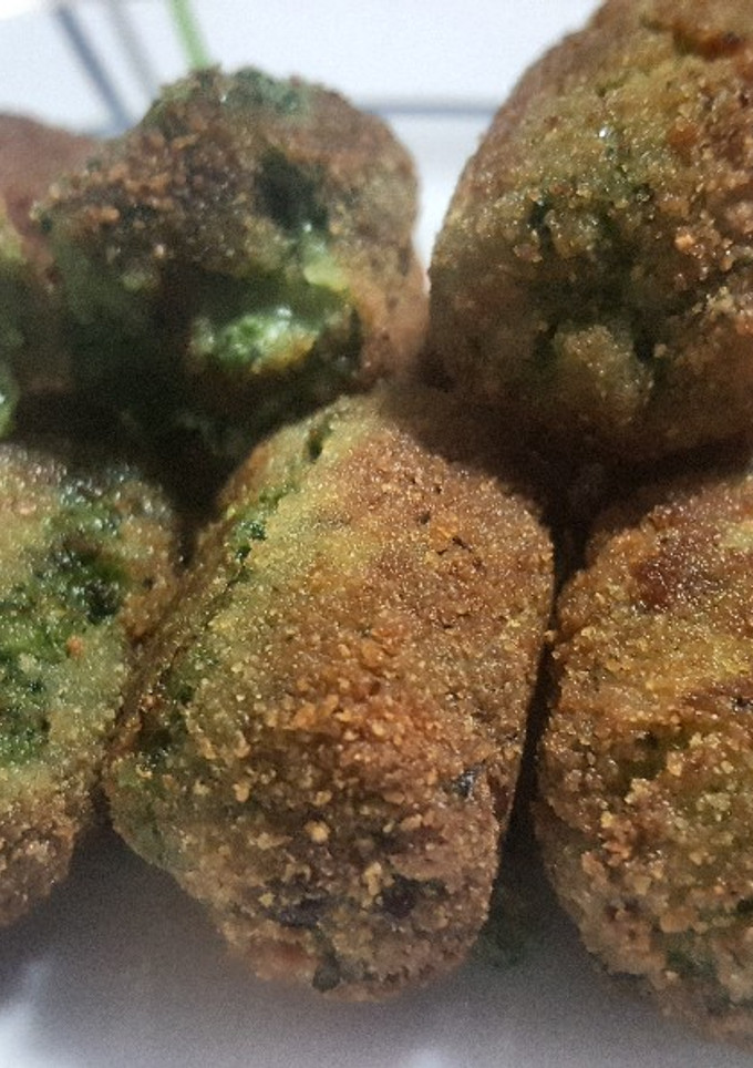 Una foto de Croquetas de espinacas con bechamel