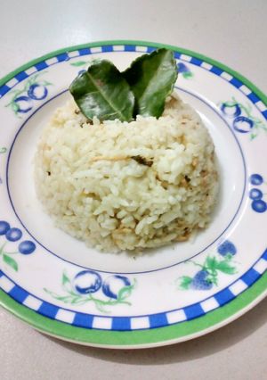 Foto resep Nasi Liwet Asin Teri Daun Jeruk