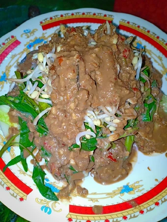 Cara Mudah Menyiapkan Resep Rujak cingur Petis KUA yang Uenak Anti Ribet, Mantap Sekali