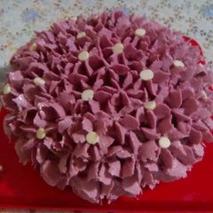 A picture of Condensed Milk Frosting.