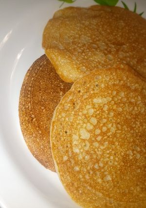 A picture of Mini egg less pancakes.
