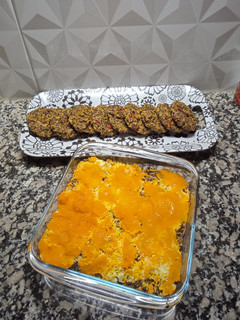 Una foto de Hamburguesas quinoa y pastel calabaza y quinoa!