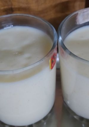 A picture of Mango shake.