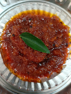 மிளகாய் இஞ்சி தொக்கு(ginger chilli thokku recipe in tamil) செய்முறை முக்கிய புகைப்படம்