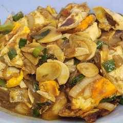 Telur Ceplok Saus Tiram রেসিপির প্রধান ছবি