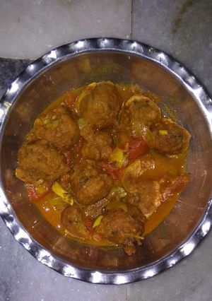 A picture of Leftover moong dal pakoda sabji.