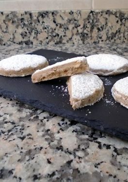 Una foto de Mantecados de avellana