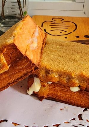 Hình của món Bánh mỳ paparoti nhân phomai.