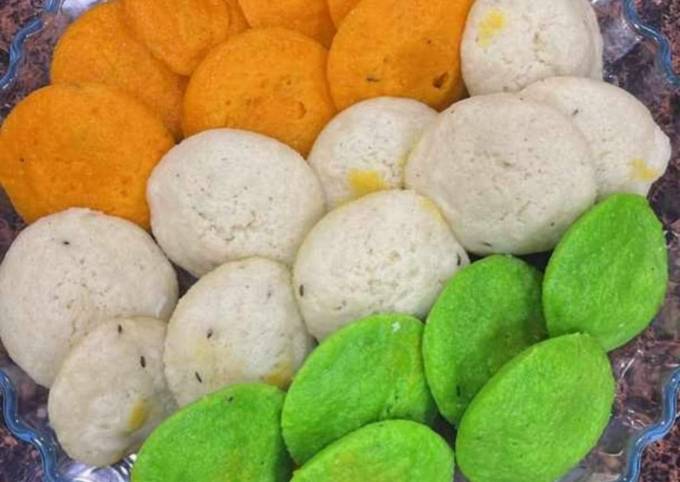 Tricolour Idli Recipe by Ankita Kapil Varshney - Cookpad