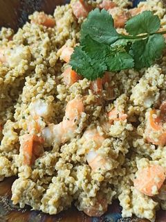 Une photo de Risotto de Boulgour, lait de coco, carottes et crevettes